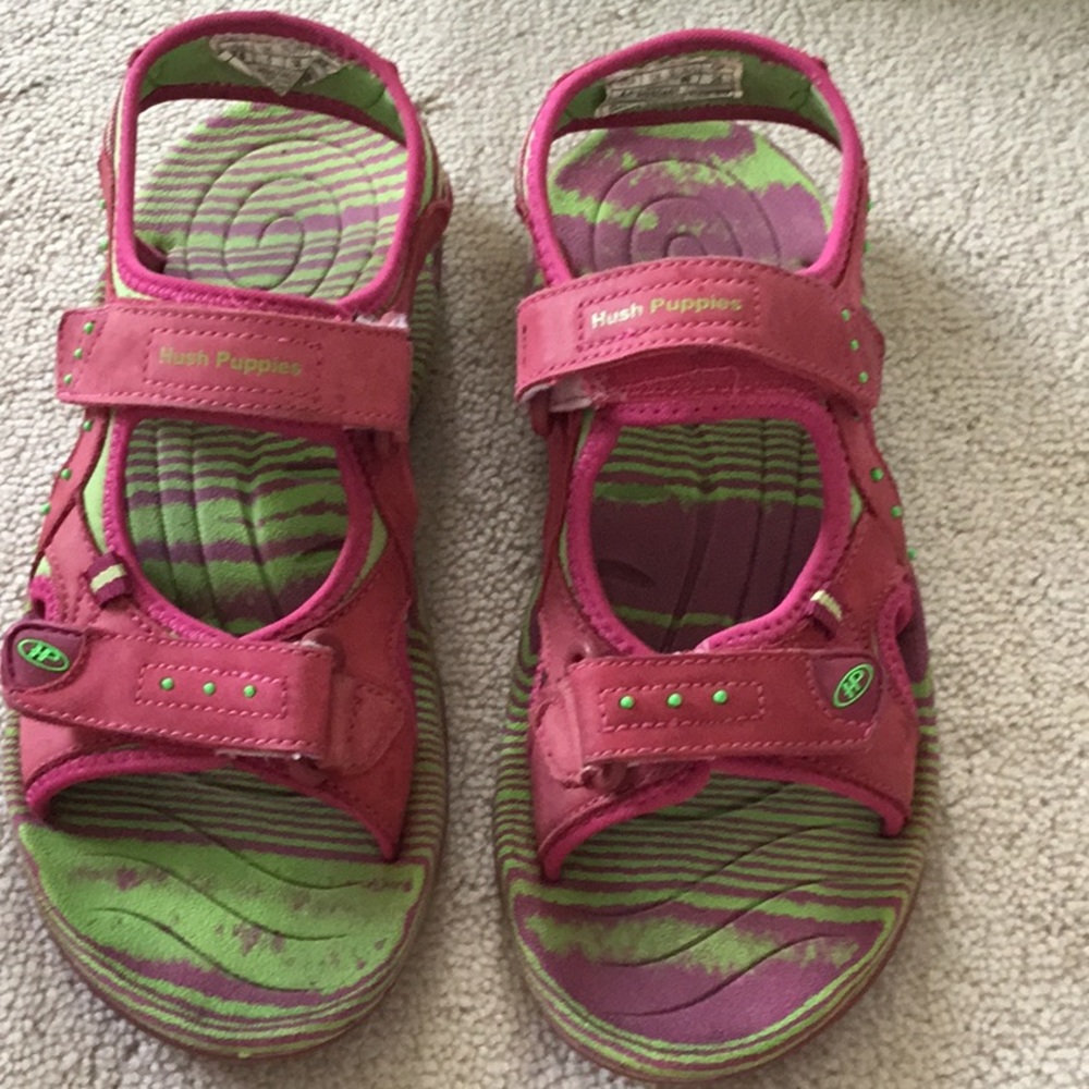 HUSH PUPPIES leather Girls Sandals - size 5.5